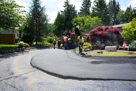 Best Asphalt Driveway Installation  in Centerville, IA